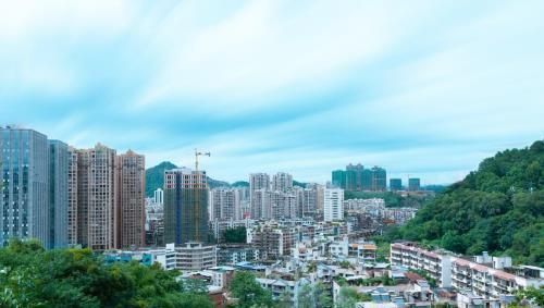 中国适合养老的四线城市,冬暖夏凉,空气清新,当地人生活惬意