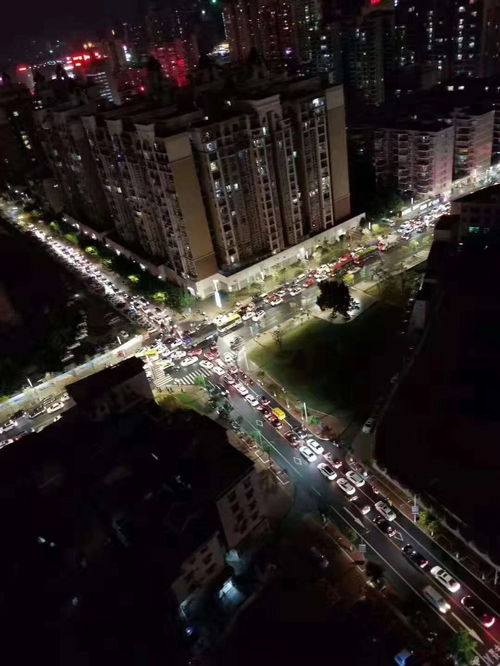 梧州市区史上最堵一晚 海骏达到国龙2个钟